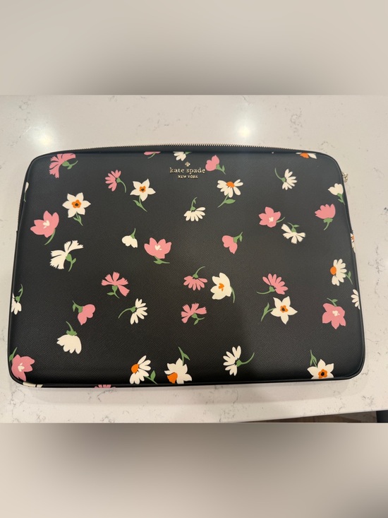 kate spade Handbags - Kate Spade Black Floral Waltz Printed Laptop Sleeve. 0.79” W x10.63” H x15.16” D